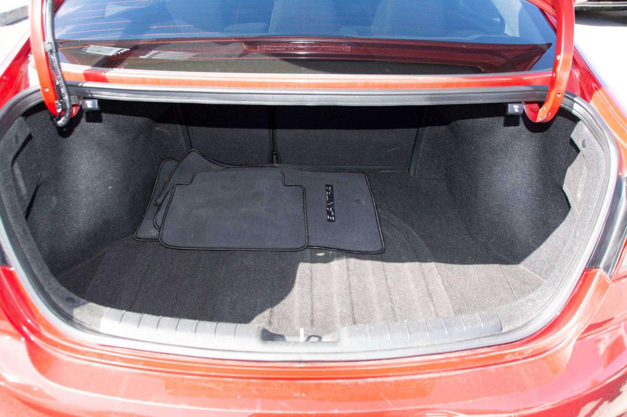 2019 Hyundai Elantra Preferred Photo