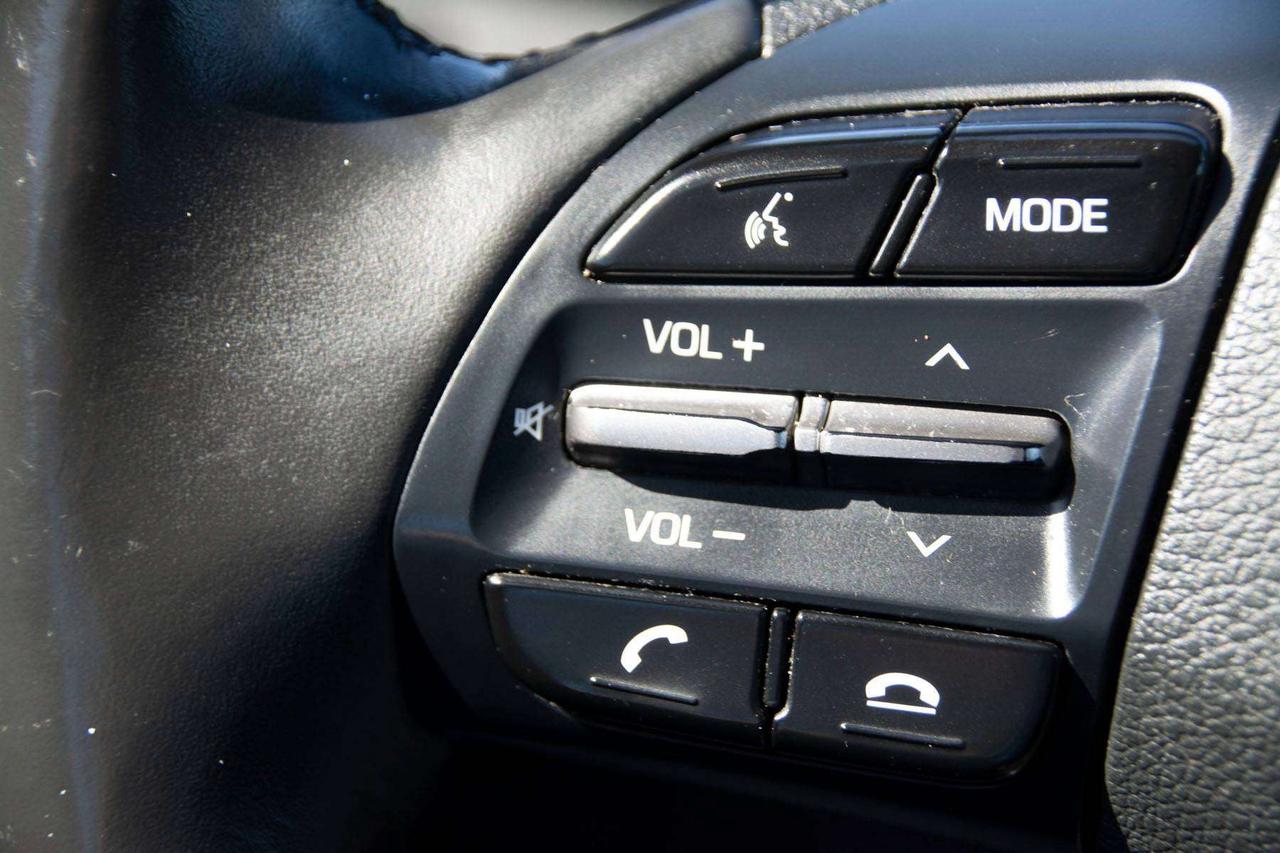 2019 Hyundai Elantra Preferred Photo