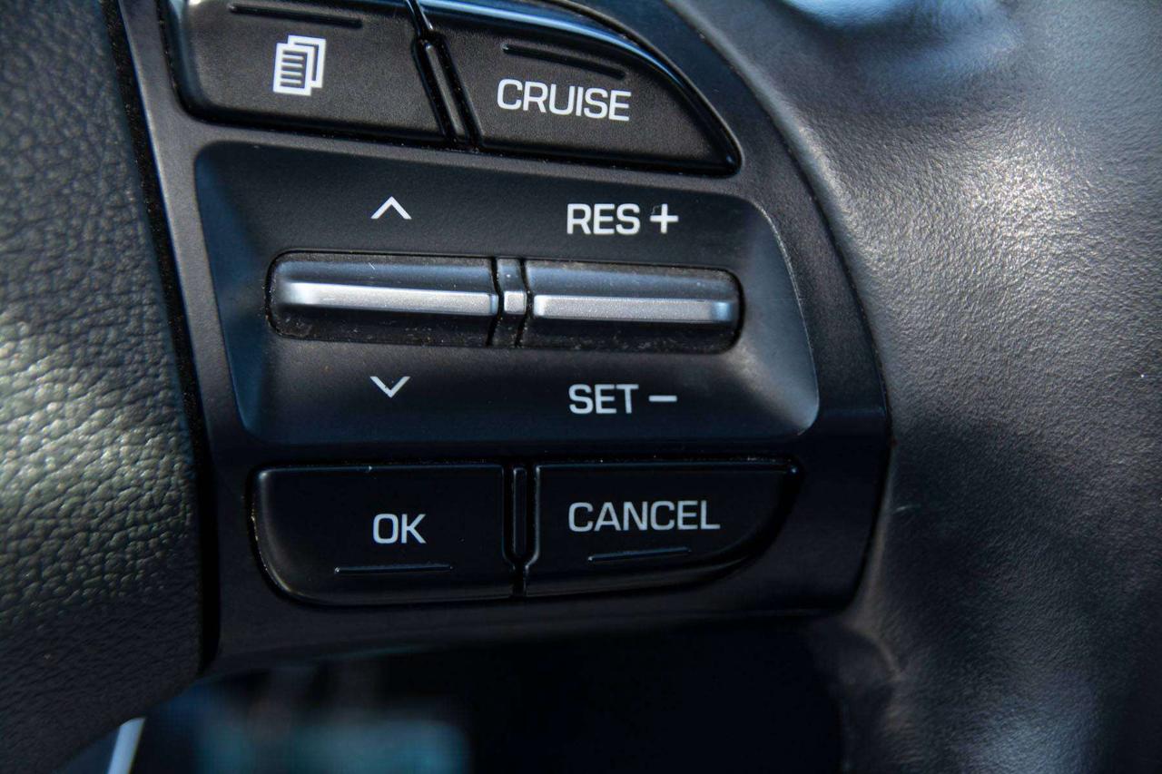 2019 Hyundai Elantra Preferred Photo