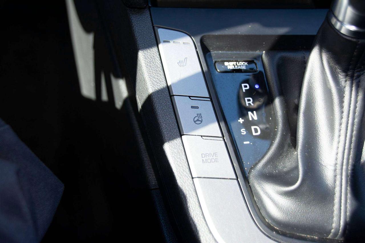 2019 Hyundai Elantra Preferred Photo