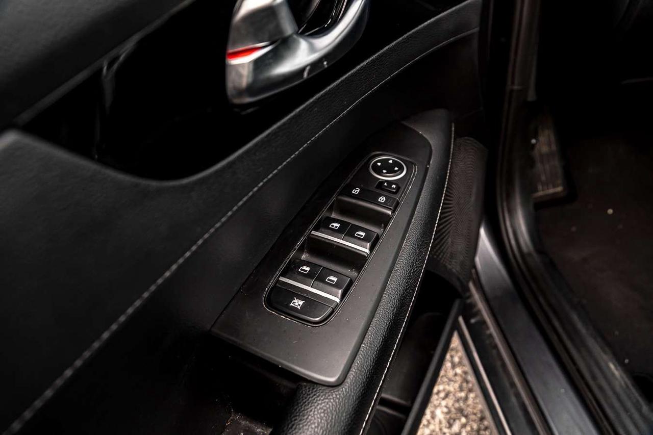 2022 Kia Forte EX IVT Photo