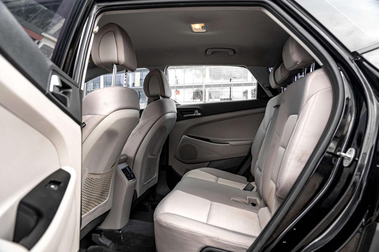 2016 Hyundai Tucson FWD 4DR 2.0L Photo