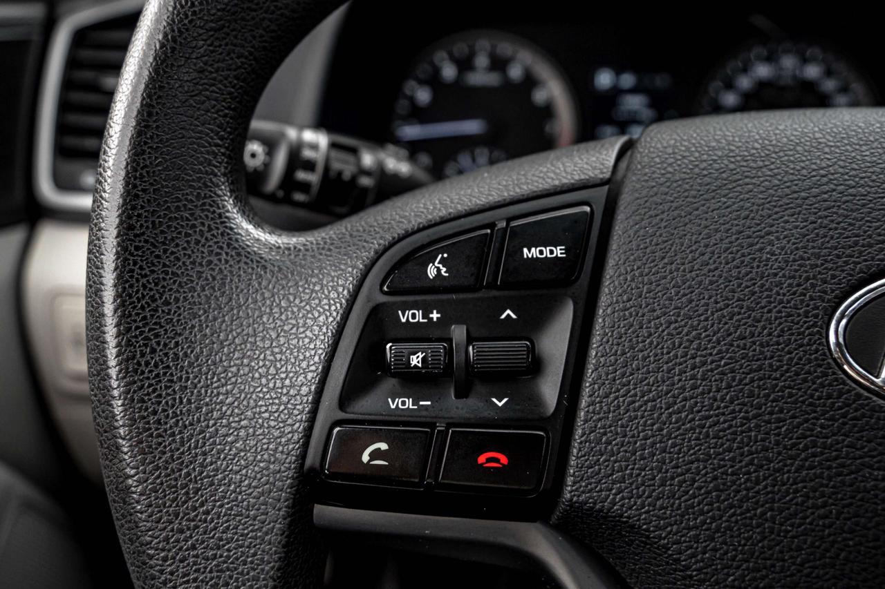 2016 Hyundai Tucson FWD 4DR 2.0L Photo