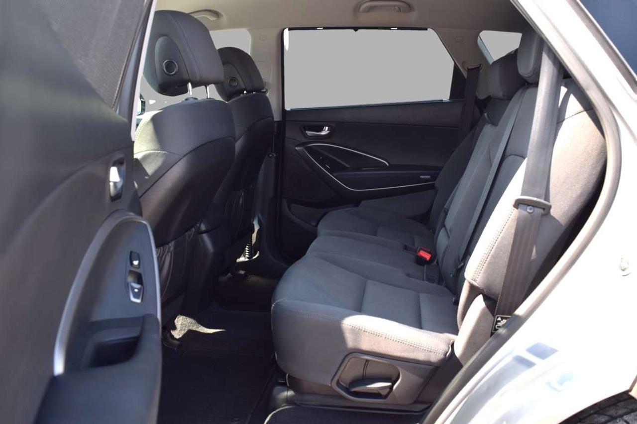 2017 Hyundai Santa Fe Premium AWD 7 PASS Photo