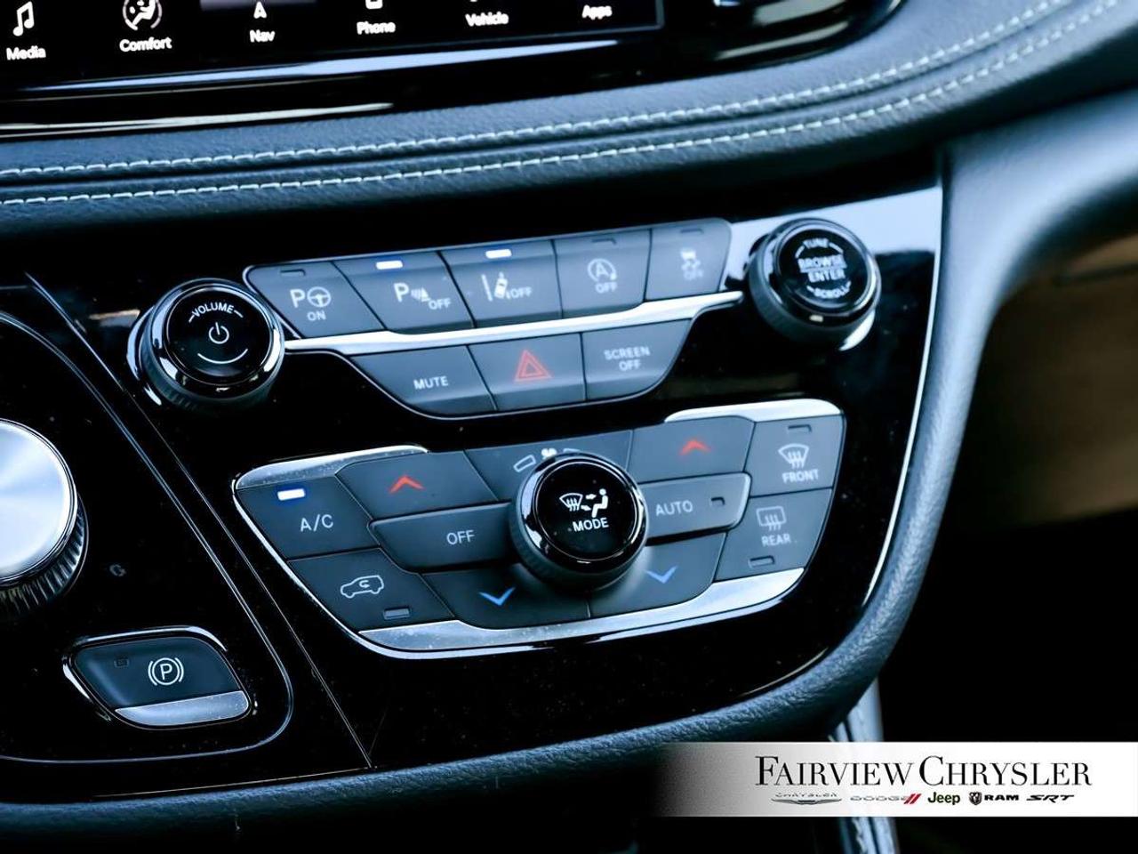 2024 Chrysler Pacifica Limited FWD PANO ROOF   DUAL SCREENS   S PKG   360 CAMERA   CARPLAY   HARMAN/KARDON Photo