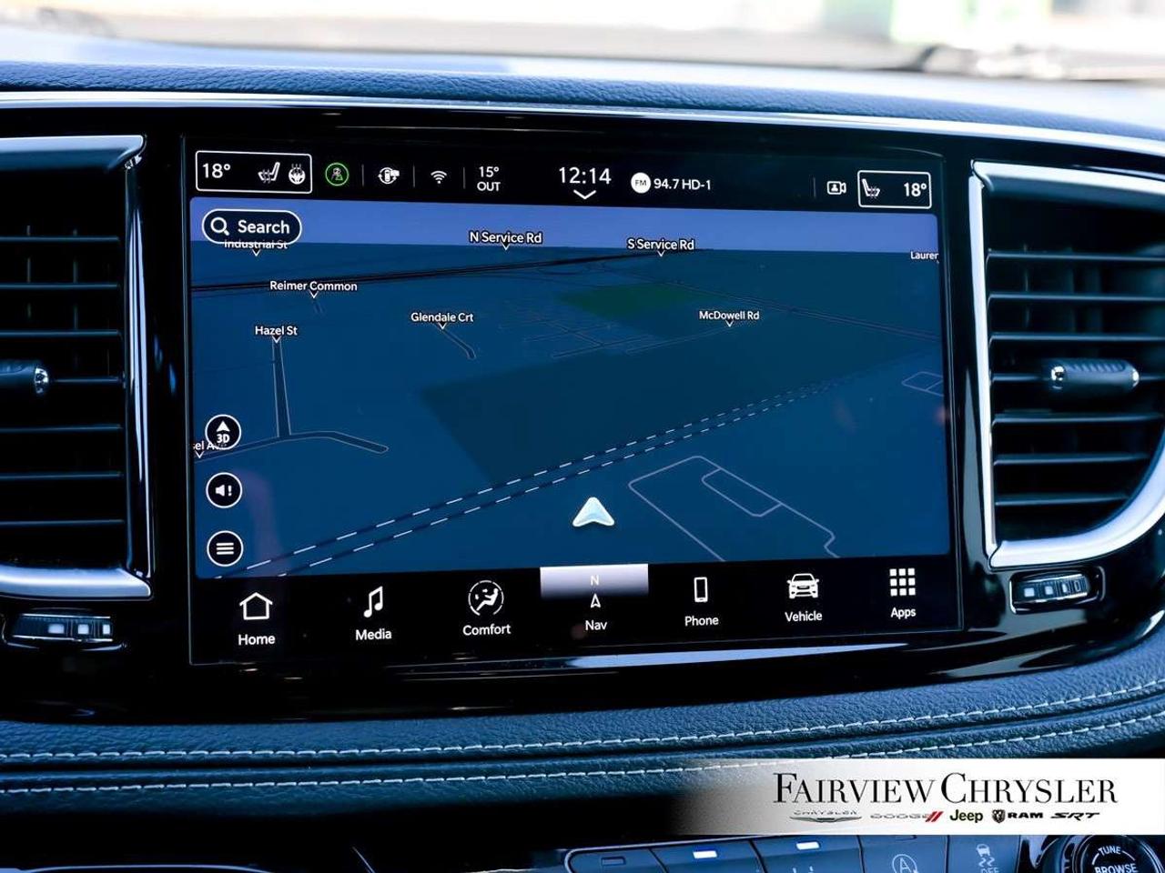 2024 Chrysler Pacifica Limited FWD PANO ROOF   DUAL SCREENS   S PKG   360 CAMERA   CARPLAY   HARMAN/KARDON Photo