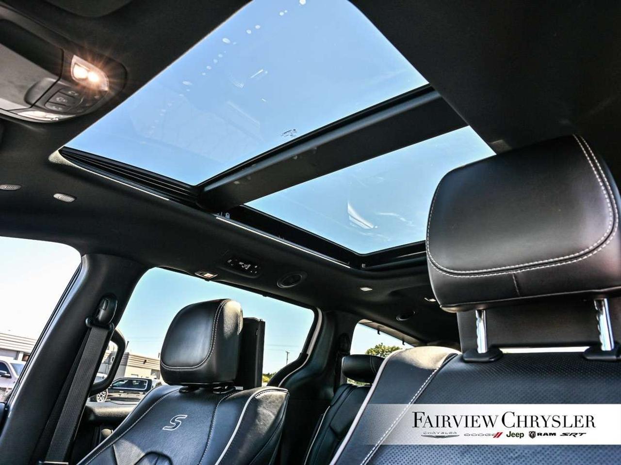 2024 Chrysler Pacifica Limited FWD PANO ROOF   DUAL SCREENS   S PKG   360 CAMERA   CARPLAY   HARMAN/KARDON Photo