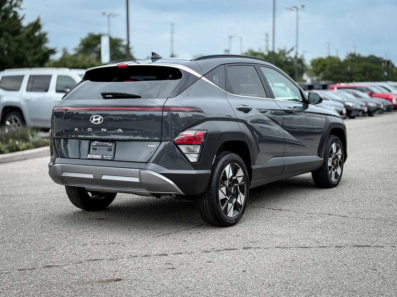 2025 Hyundai KONA 2.0L Preferred w/Trend Package   SUNROOF   HEATED SEATS   BLINDSPOT   ADAPTIVE CRUISE Photo