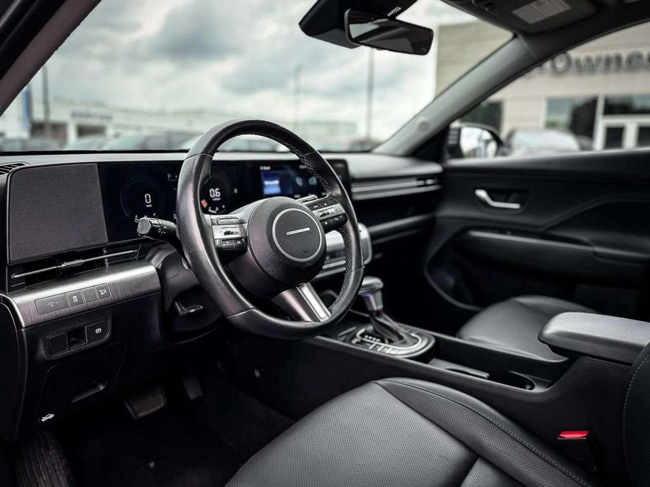 2025 Hyundai KONA 2.0L Preferred w/Trend Package   SUNROOF   HEATED SEATS   BLINDSPOT   ADAPTIVE CRUISE Photo