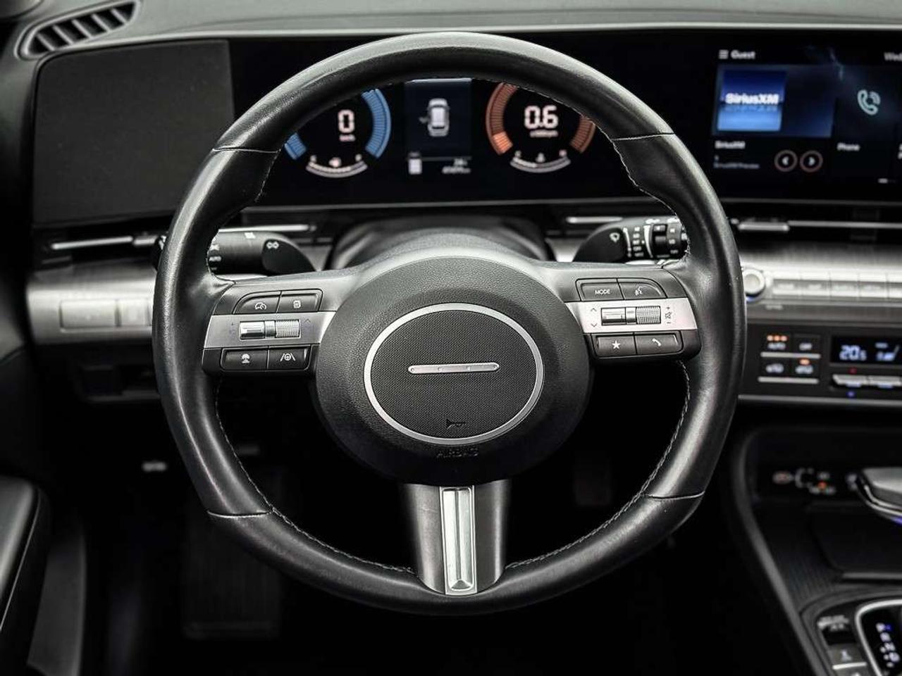 2025 Hyundai KONA 2.0L Preferred w/Trend Package   SUNROOF   HEATED SEATS   BLINDSPOT   ADAPTIVE CRUISE Photo