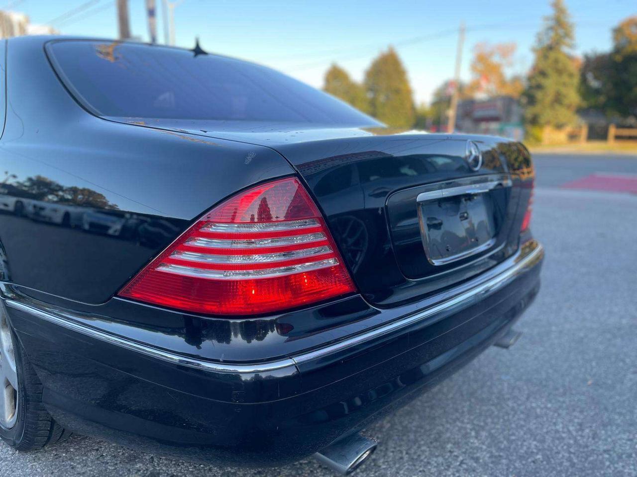 2005 Mercedes-Benz S-Class 4dr Sdn 5.0L LWB 4MATIC Photo