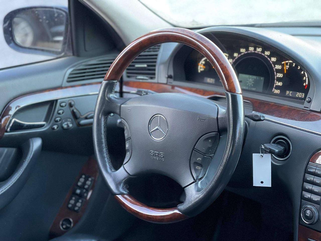 2005 Mercedes-Benz S-Class 4dr Sdn 5.0L LWB 4MATIC Photo