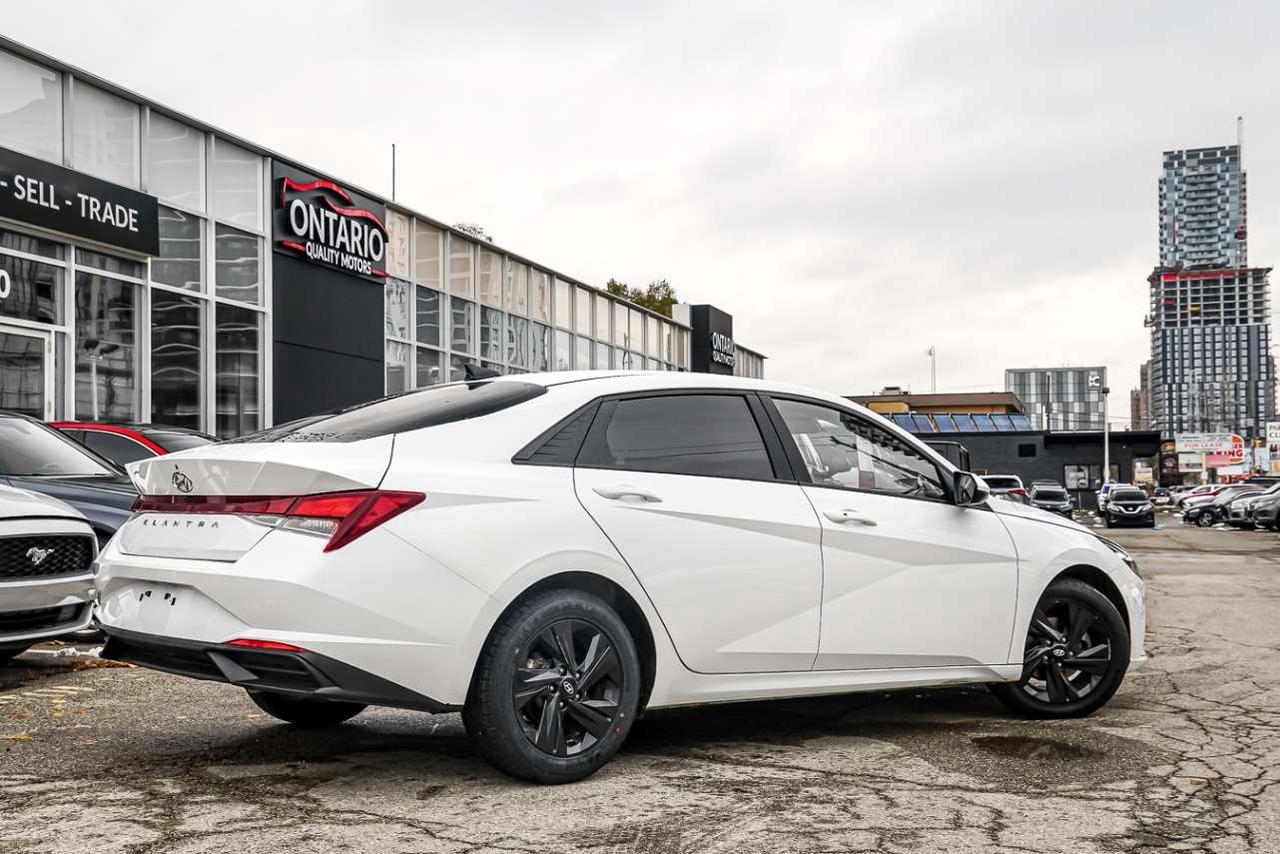 2021 Hyundai Elantra Preferred IVT w/Sun & Tech Package Photo