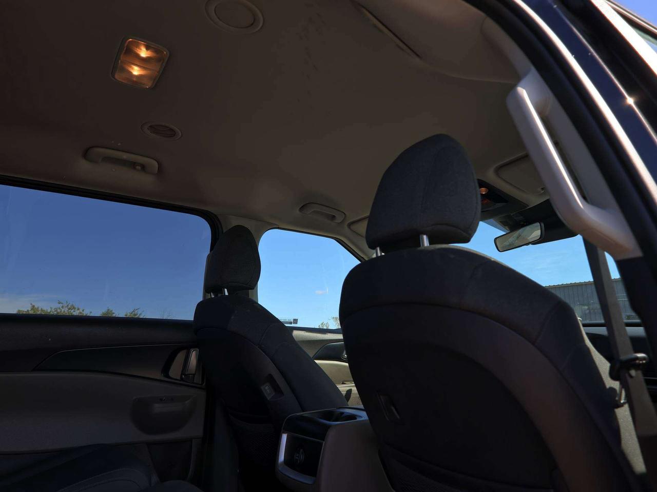 2026 Kia Carnival LX   Lane Assist   3rd Row   Android Auto Photo