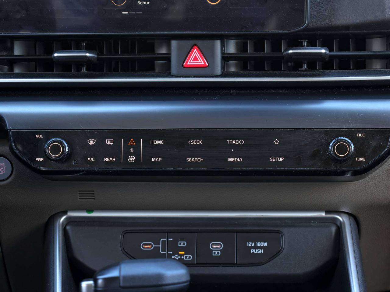 2026 Kia Carnival LX   Lane Assist   3rd Row   Android Auto Photo