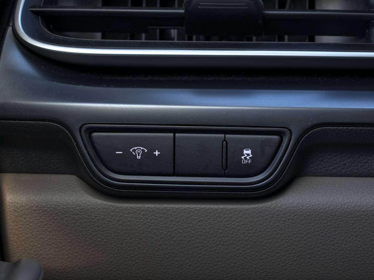 2026 Kia Carnival LX   Lane Assist   3rd Row   Android Auto Photo