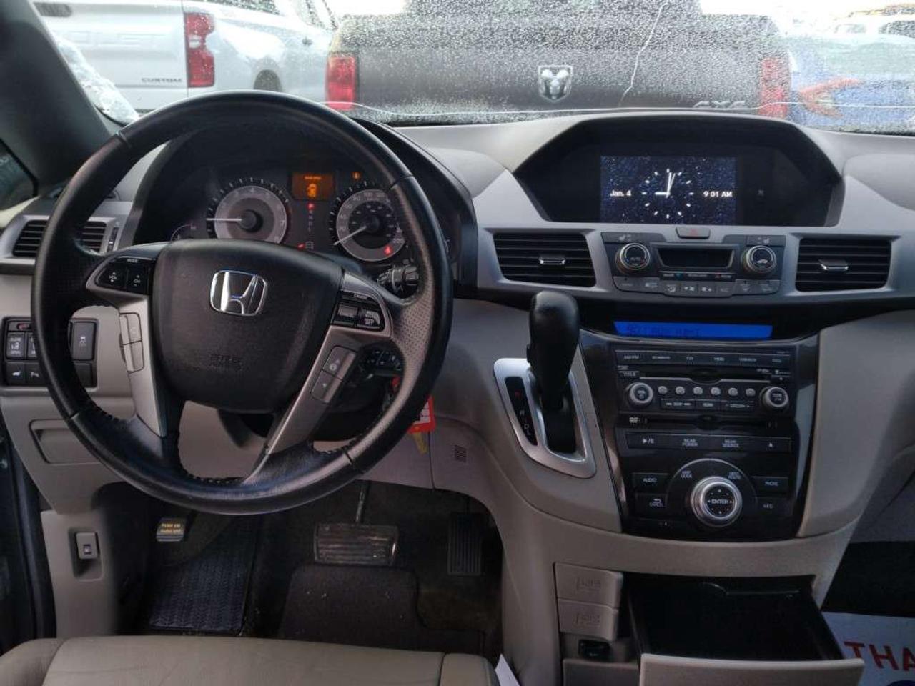 2011 Honda Odyssey 4DR WGN TOURING W/RES & NAVI Photo