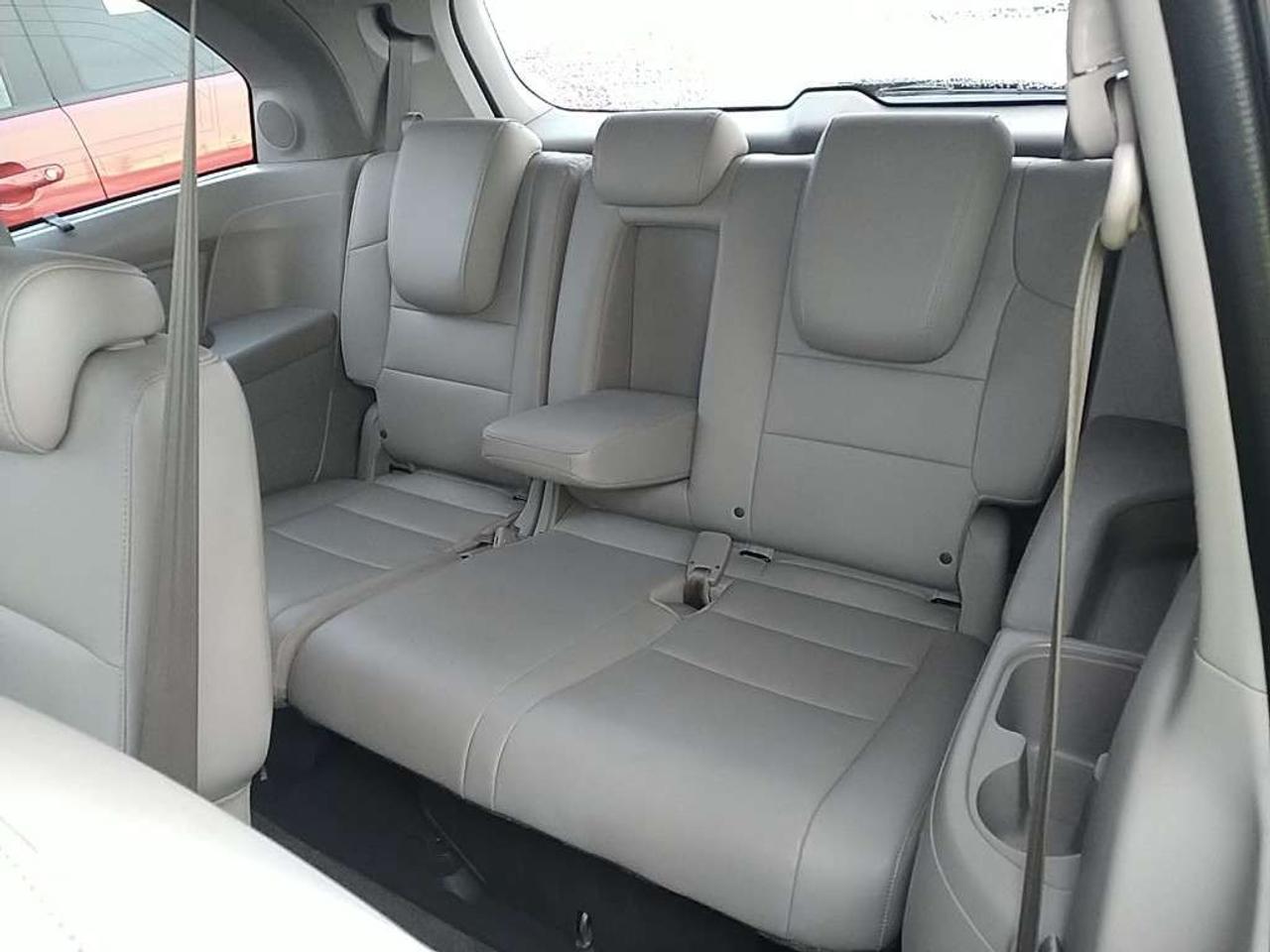 2011 Honda Odyssey 4DR WGN TOURING W/RES & NAVI Photo