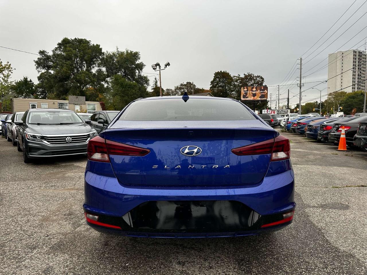 2020 Hyundai Elantra Preferred Photo