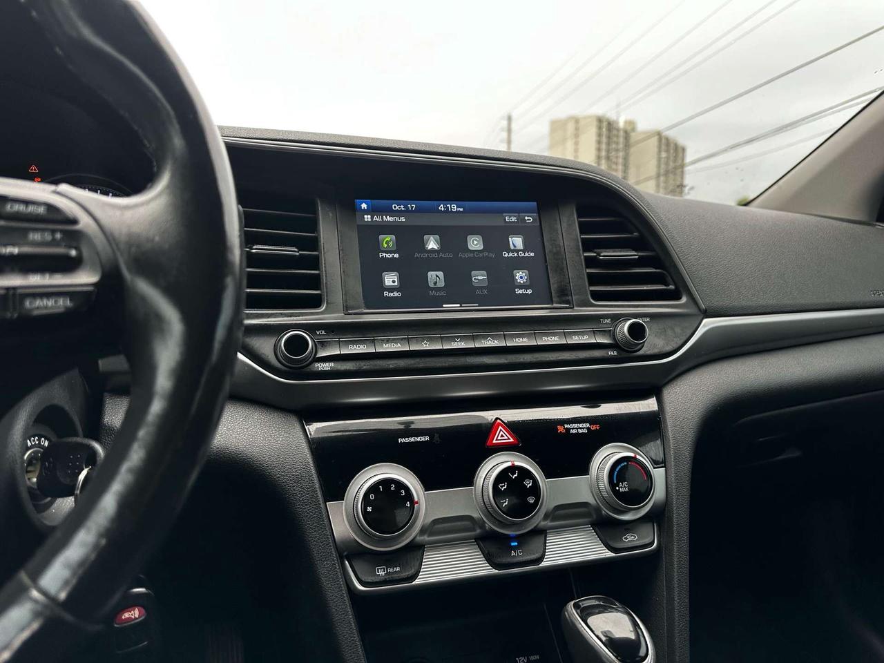 2020 Hyundai Elantra Preferred Photo