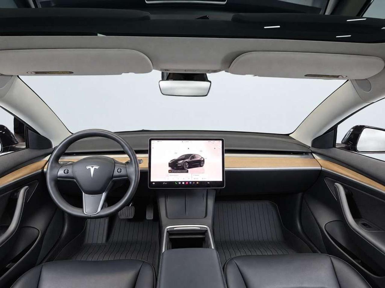 2022 Tesla Model 3 STANDARD RANGE PLUS    Autopilot capable   Glass Roof   Navigation   Premium Interior   Clean CARFAX Photo