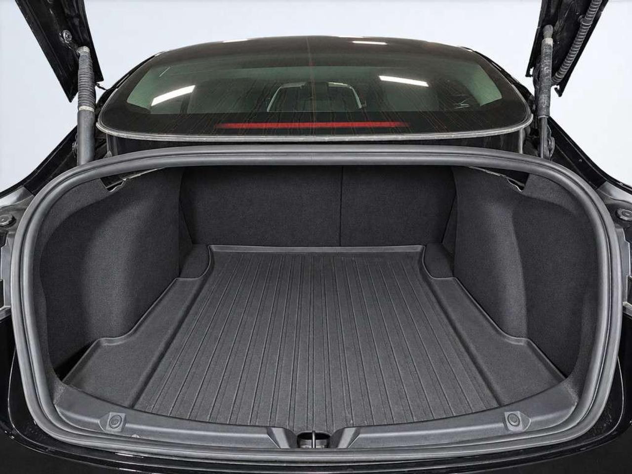 2022 Tesla Model 3 STANDARD RANGE PLUS    Autopilot capable   Glass Roof   Navigation   Premium Interior   Clean CARFAX Photo
