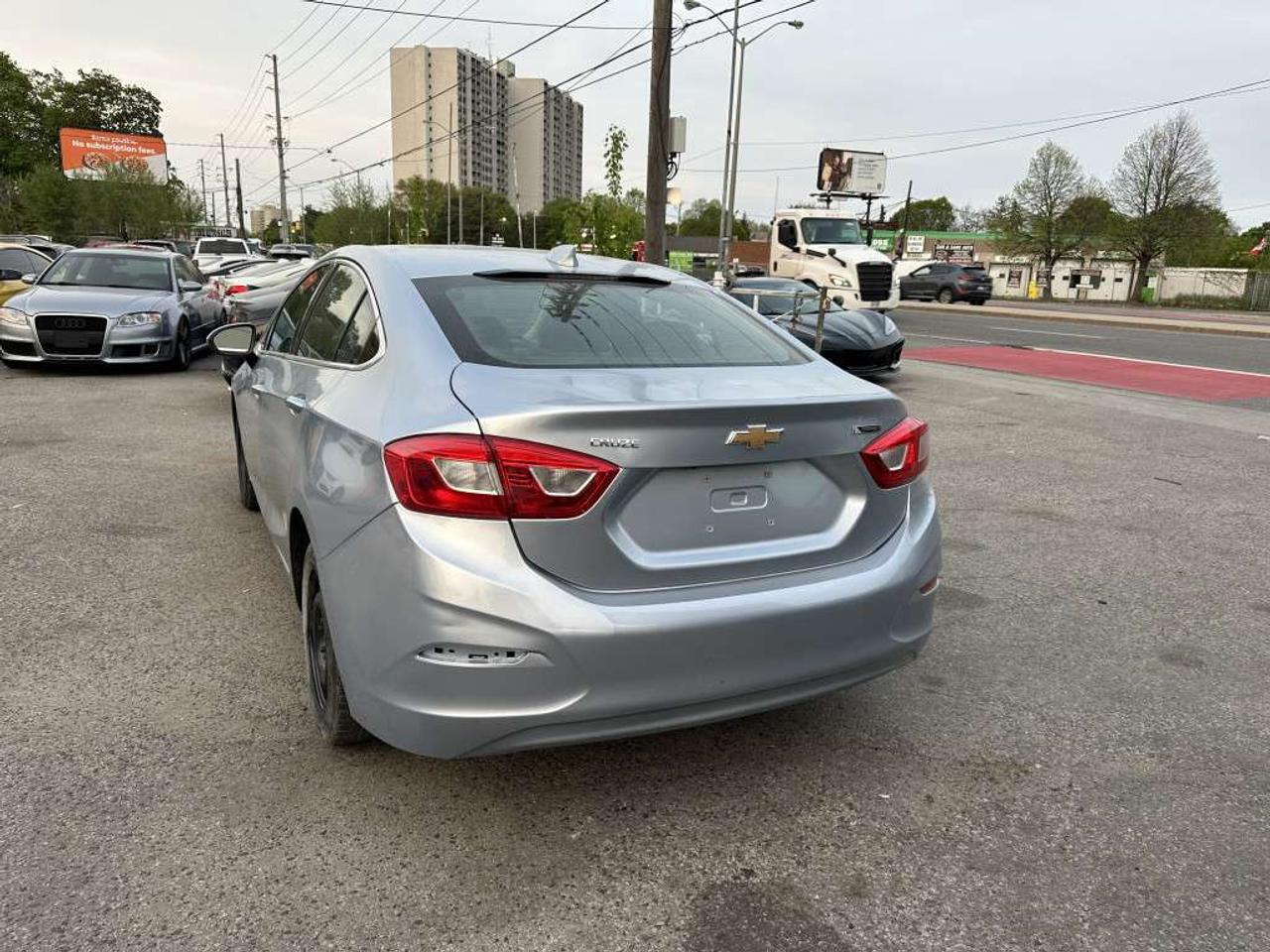 2017 Chevrolet Cruze 4dr Sdn Auto Premier Photo1