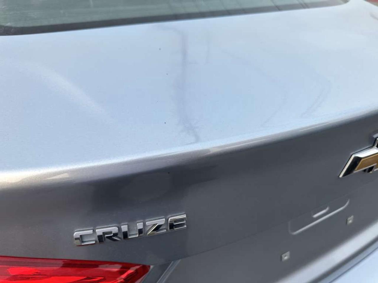 2017 Chevrolet Cruze 4dr Sdn Auto Premier Photo