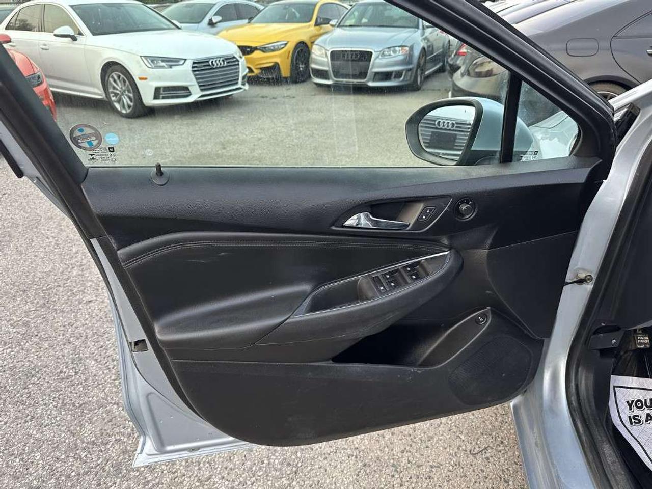 2017 Chevrolet Cruze 4dr Sdn Auto Premier Photo