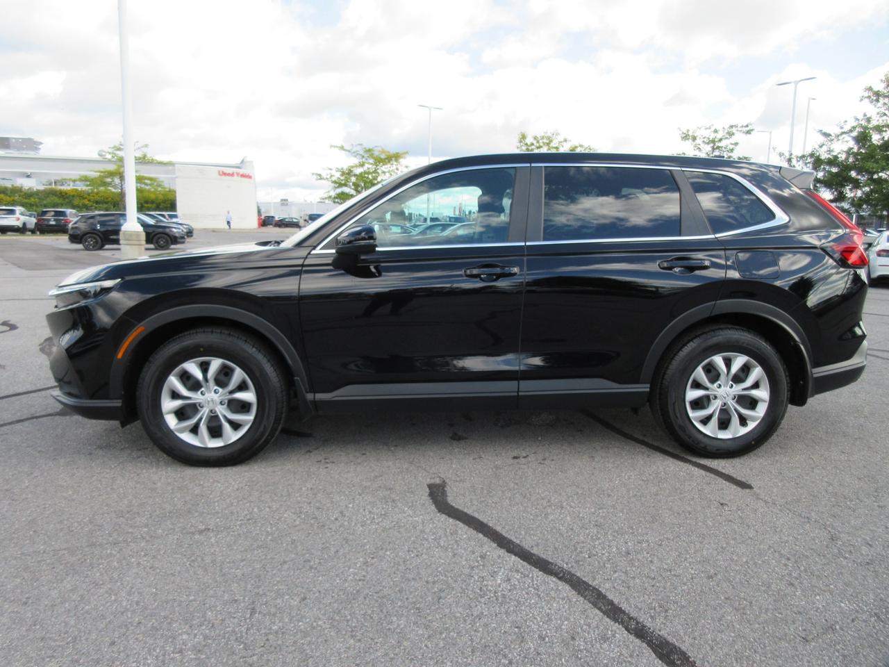 2025 Honda CR-V LX 4dr All-wheel Drive Photo5