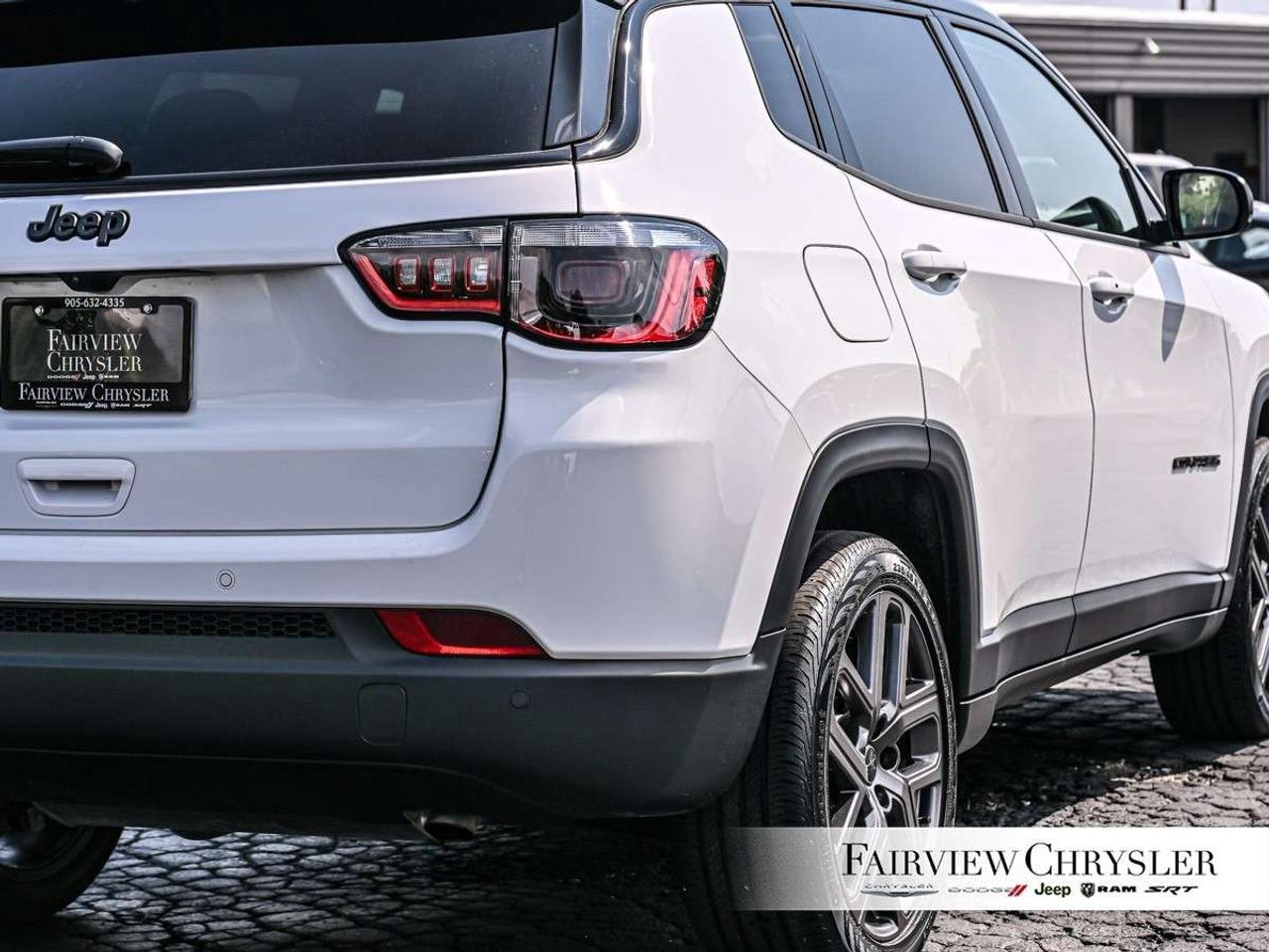 2026 Jeep Compass Limited 4x4 LIMITED ALTITUDE   BLIND SPOT   CARPLAY   ADAPTIVE CRUISE CONTROL   BACK UP CAMERA   UCONNECT 5 Photo