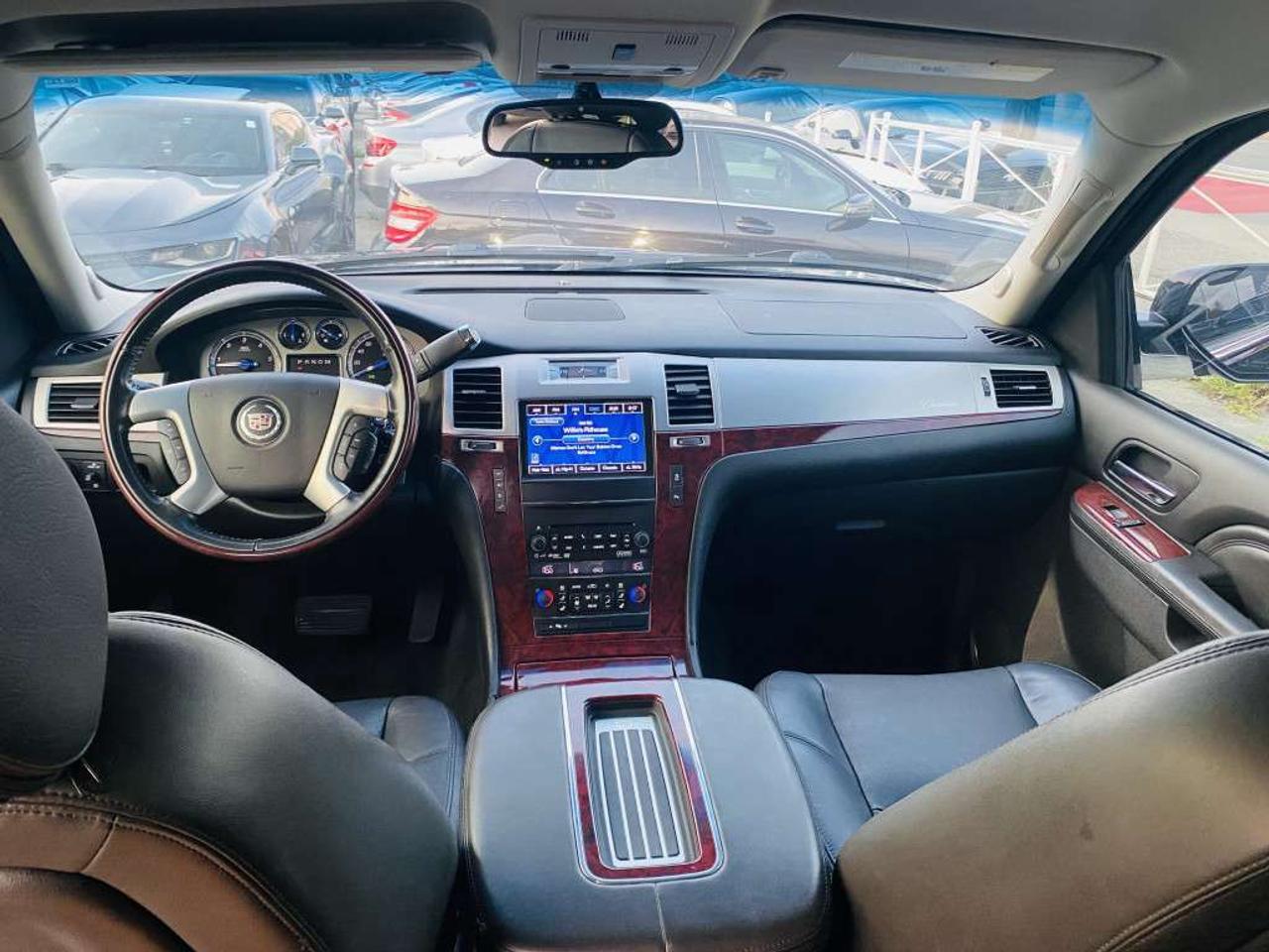 2013 Cadillac Escalade AWD 4dr Base Photo