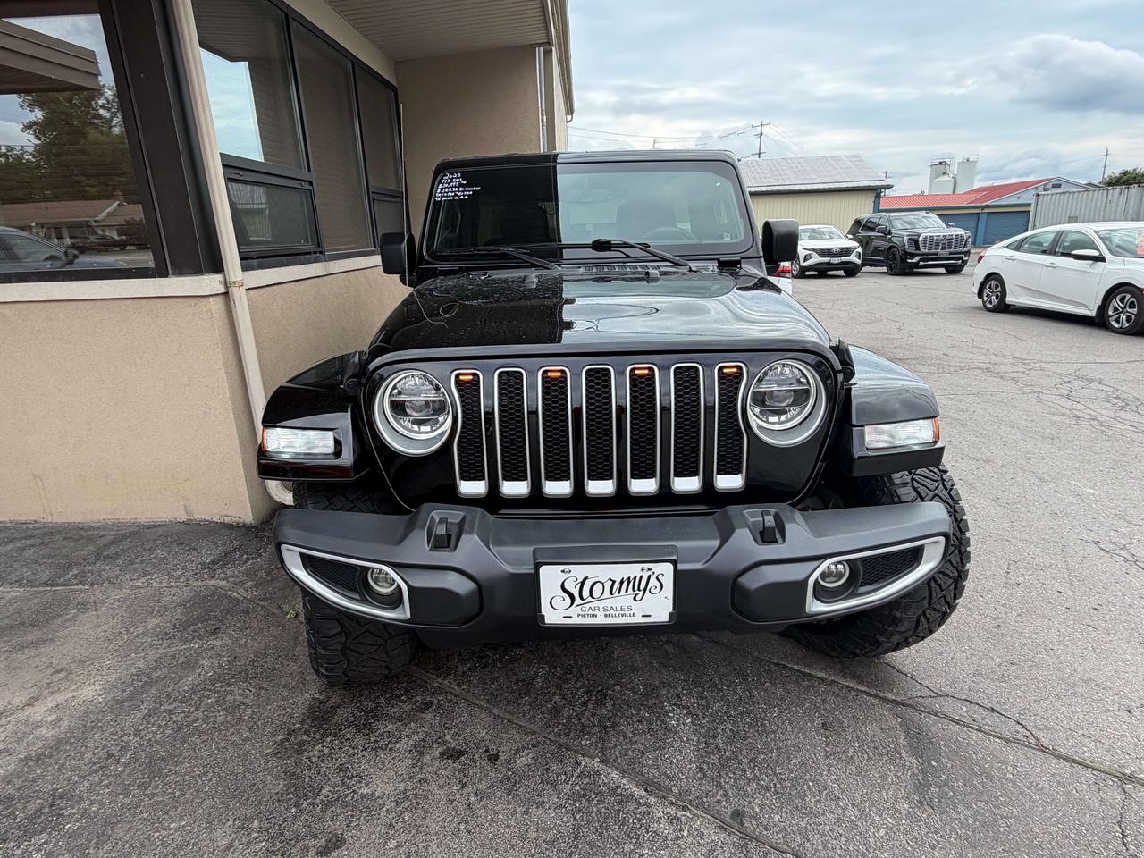 2023 Jeep Wrangler SAHARA/4X4/LEATHER/BACK UP CAM/CALL PICTON Photo