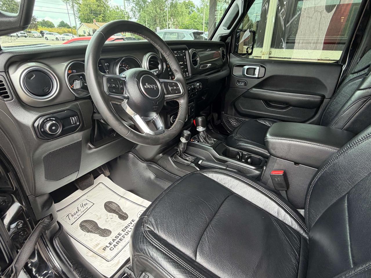 2023 Jeep Wrangler SAHARA/4X4/LEATHER/BACK UP CAM/CALL PICTON Photo