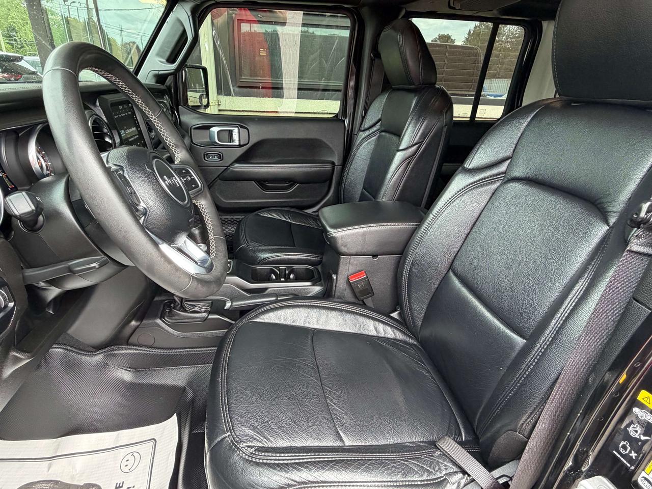 2023 Jeep Wrangler SAHARA/4X4/LEATHER/BACK UP CAM/CALL PICTON Photo