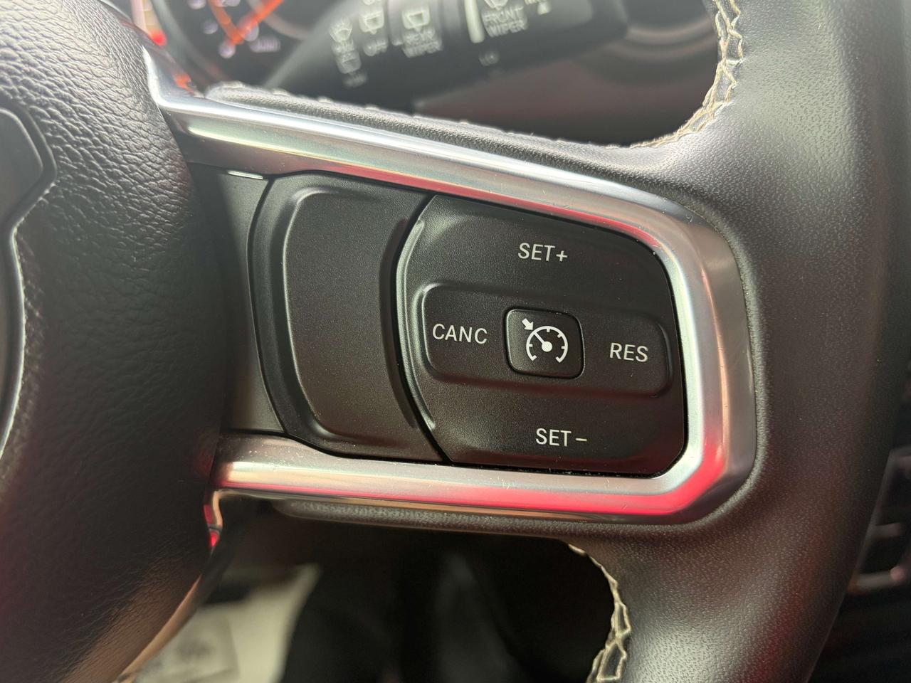 2023 Jeep Wrangler SAHARA/4X4/LEATHER/BACK UP CAM/CALL PICTON Photo