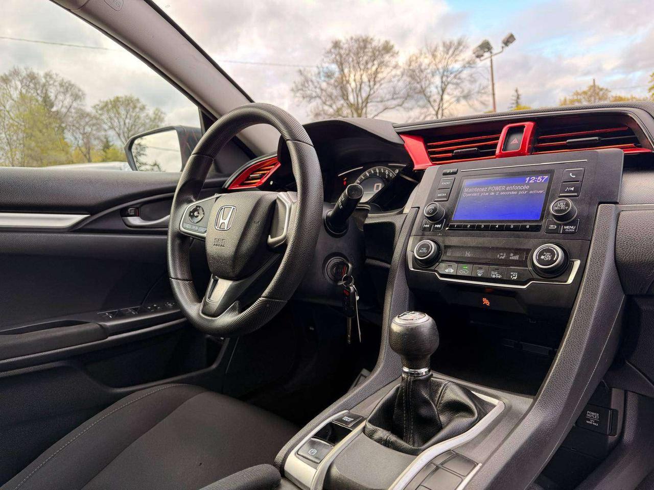 2018 Honda Civic DX MANUAL Photo