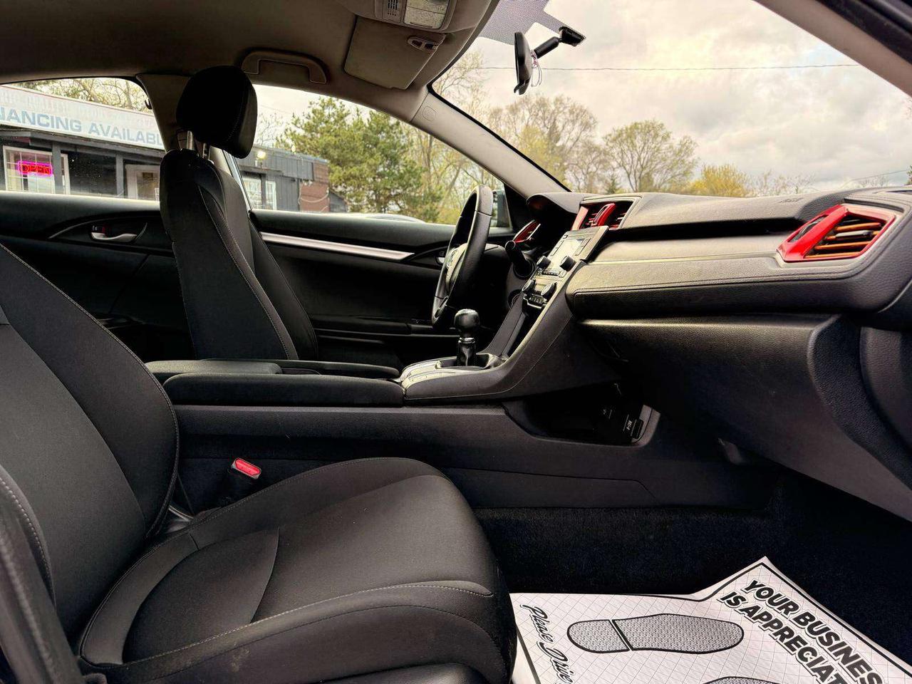 2018 Honda Civic DX MANUAL Photo