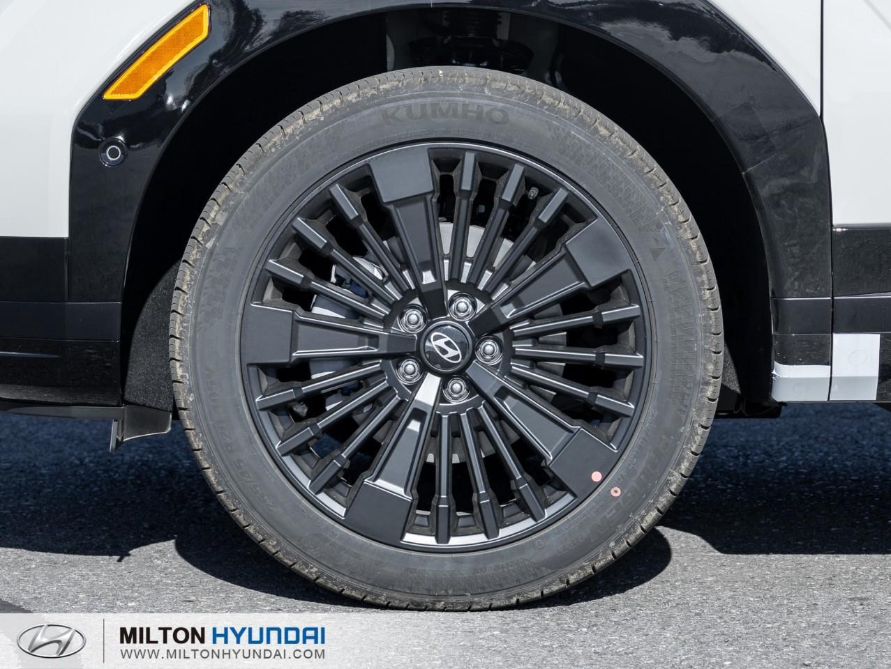 2027 Hyundai Santa Fe HEV Ultimate Calligraphy 4dr All-Wheel Drive Photo