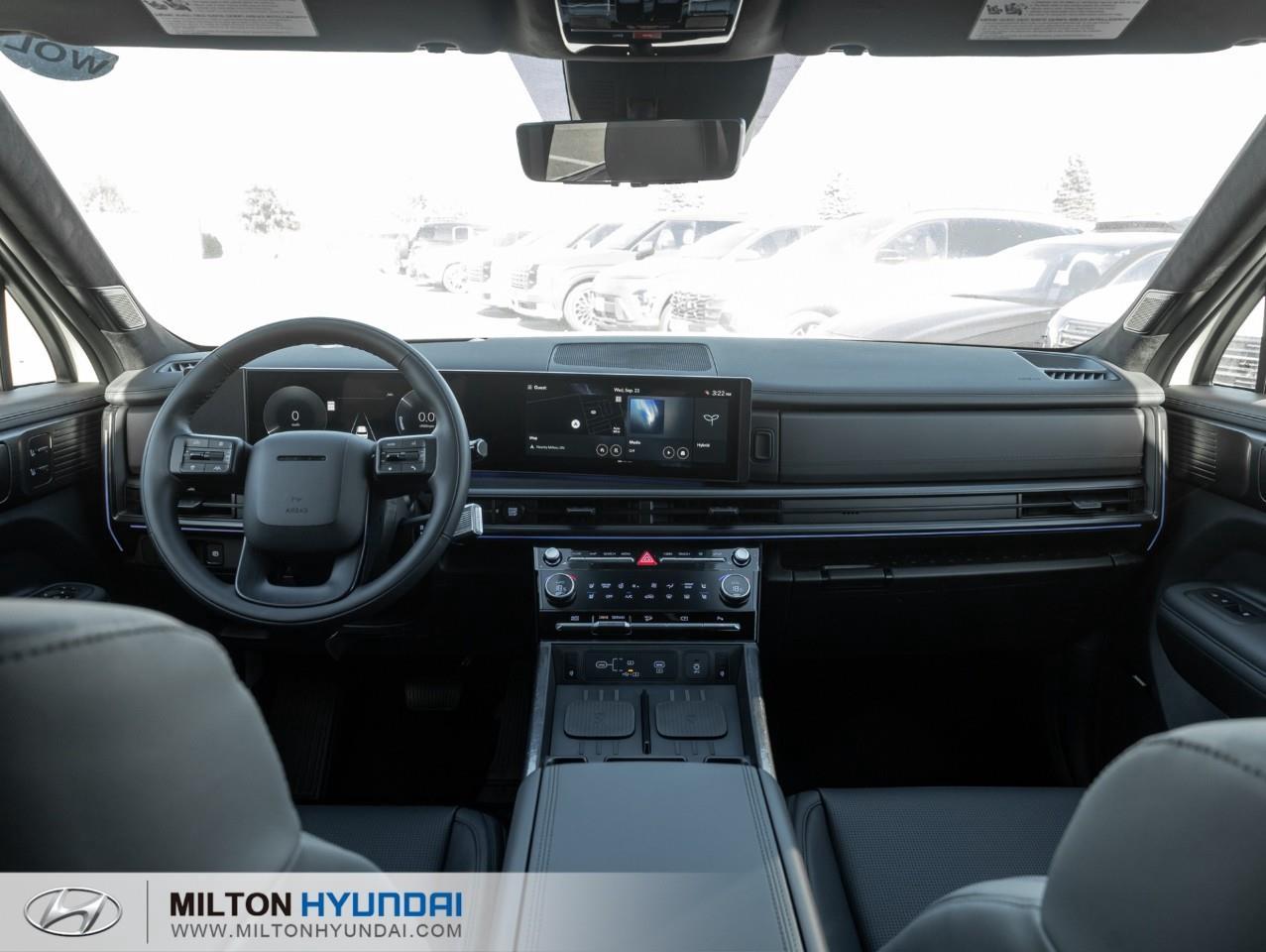 2027 Hyundai Santa Fe HEV Ultimate Calligraphy 4dr All-Wheel Drive Photo