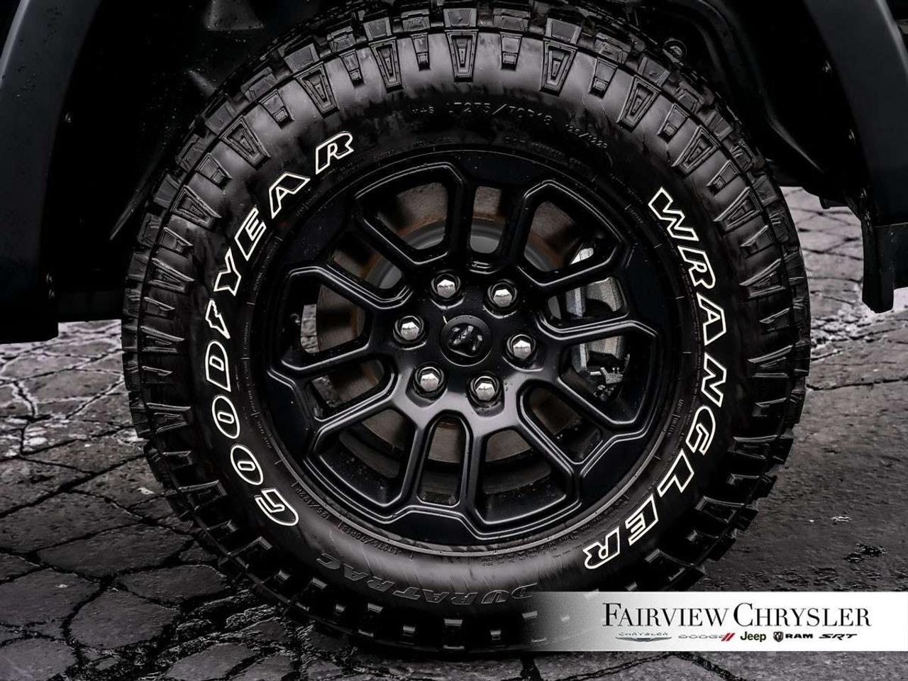 2026 RAM 1500 Rebel 4x4 Crew Cab 5'7 Box 5.7 L HEMI   PANO ROOF   LEATHER   NAVI   LEVEL 2   HARMAN/KARDON   CARPLAY Photo