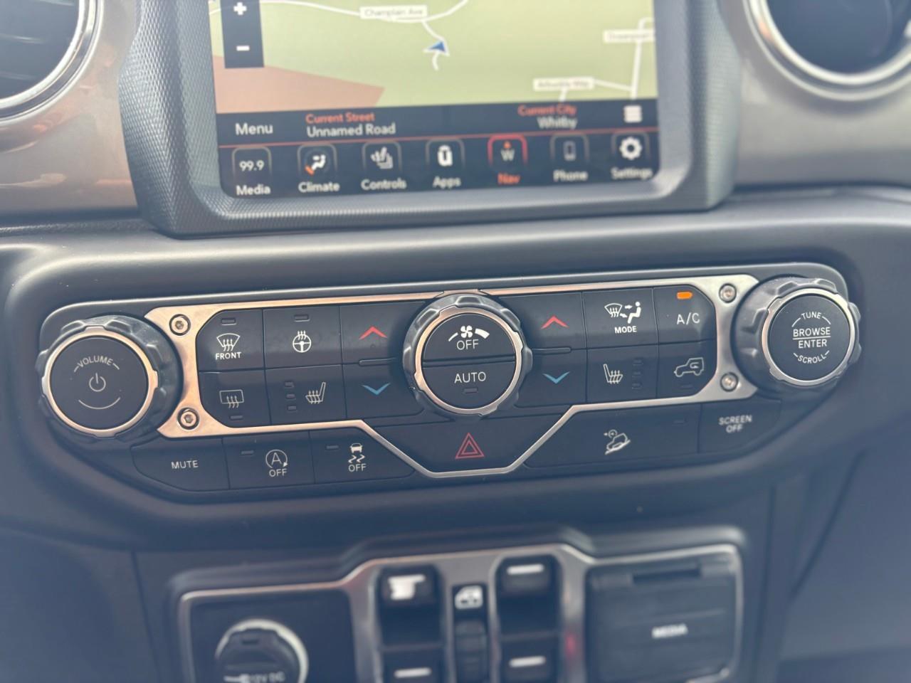 2021 Jeep WRANGLER UNLIMITED Sahara 4dr 4x4 Photo