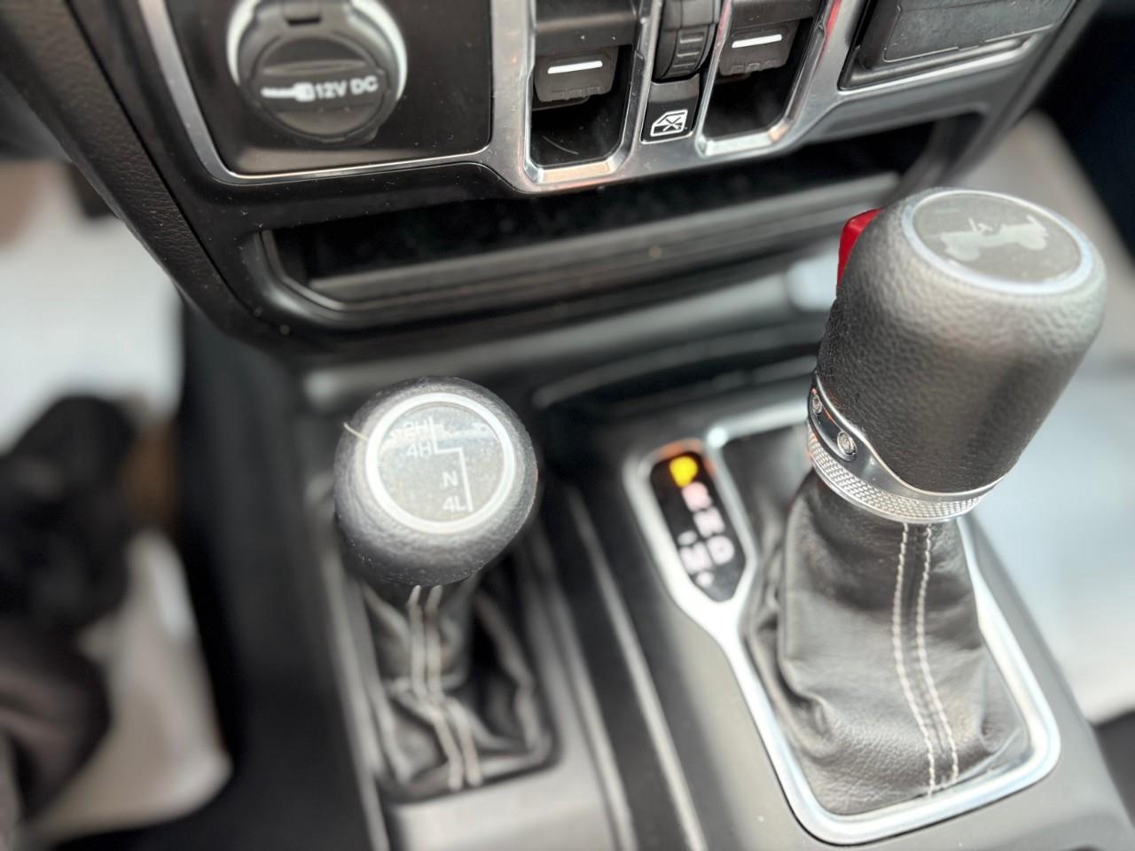 2021 Jeep WRANGLER UNLIMITED Sahara 4dr 4x4 Photo