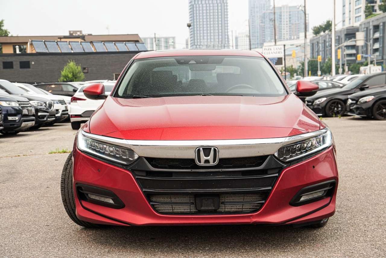 2018 Honda Accord Touring CVT Photo5