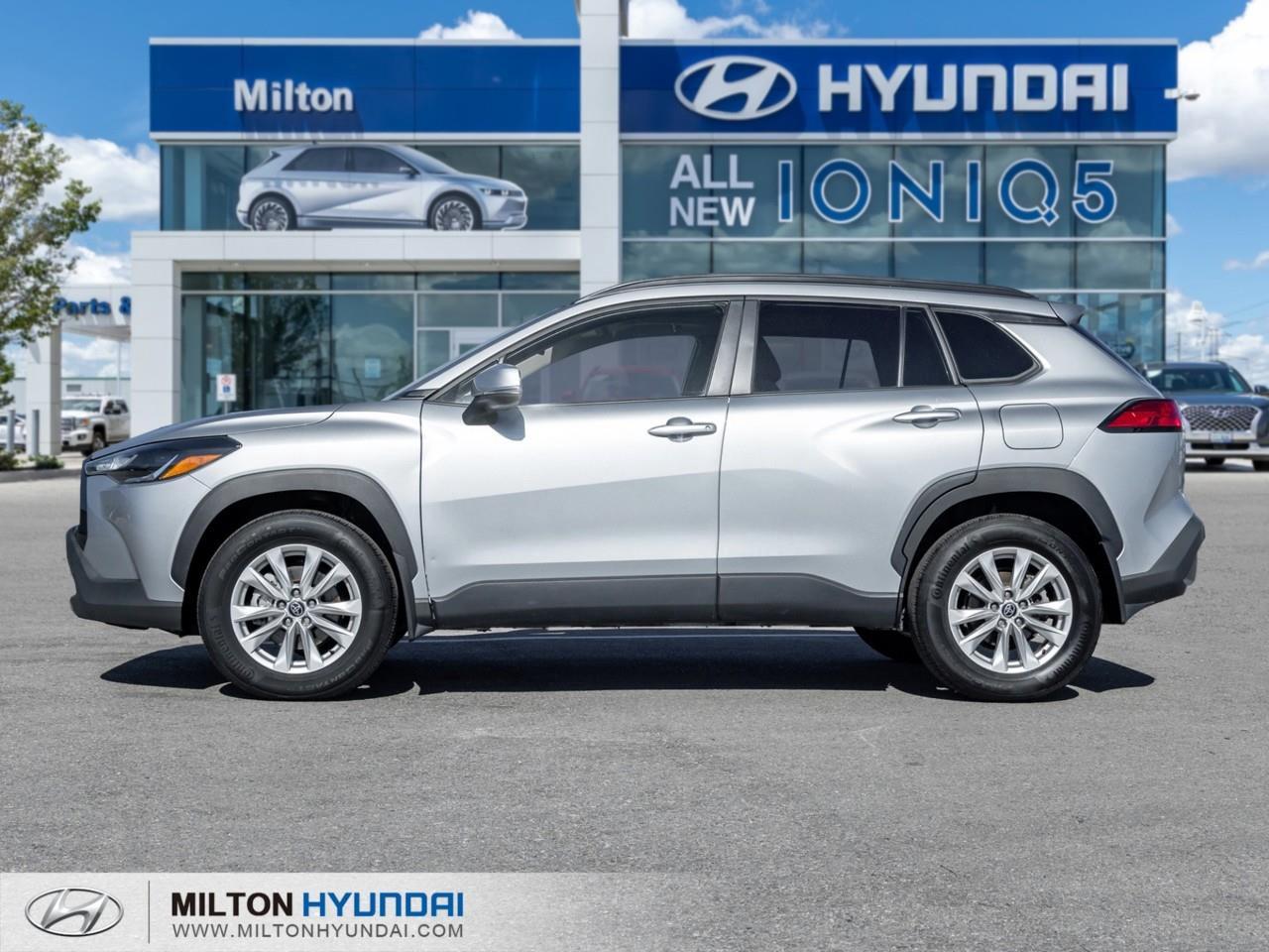 2022 Toyota Corolla Cross LE 4dr All-Wheel Drive Photo