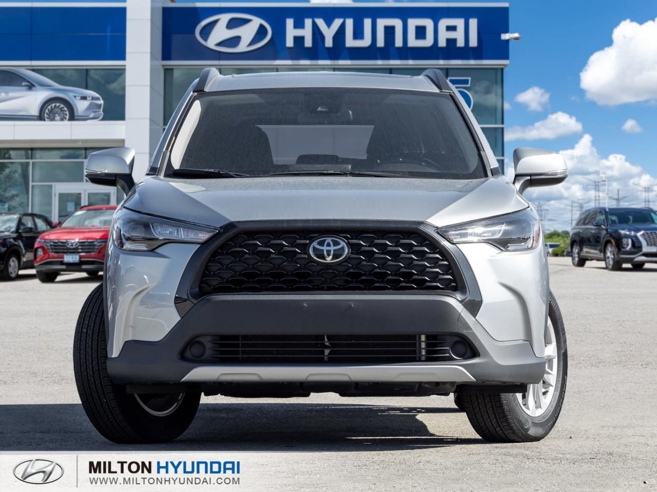 2022 Toyota Corolla Cross LE 4dr All-Wheel Drive Photo