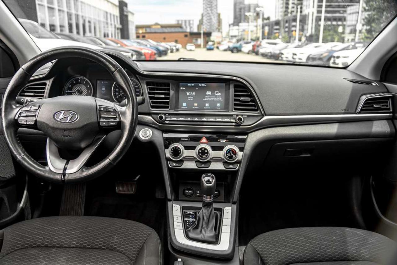 2020 Hyundai Elantra PREFERRED   CAM   SUNROOF   HEATED SEATS Photo