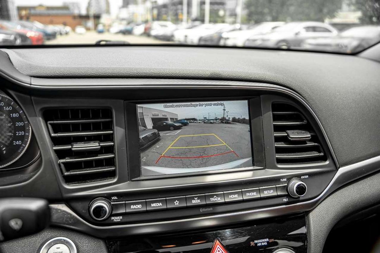 2020 Hyundai Elantra PREFERRED   CAM   SUNROOF   HEATED SEATS Photo