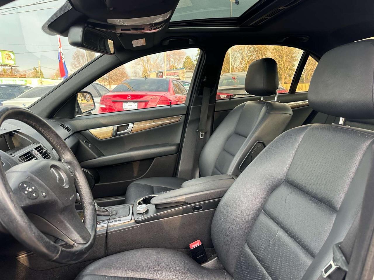 2009 Mercedes-Benz C-Class C300   4Matic Photo