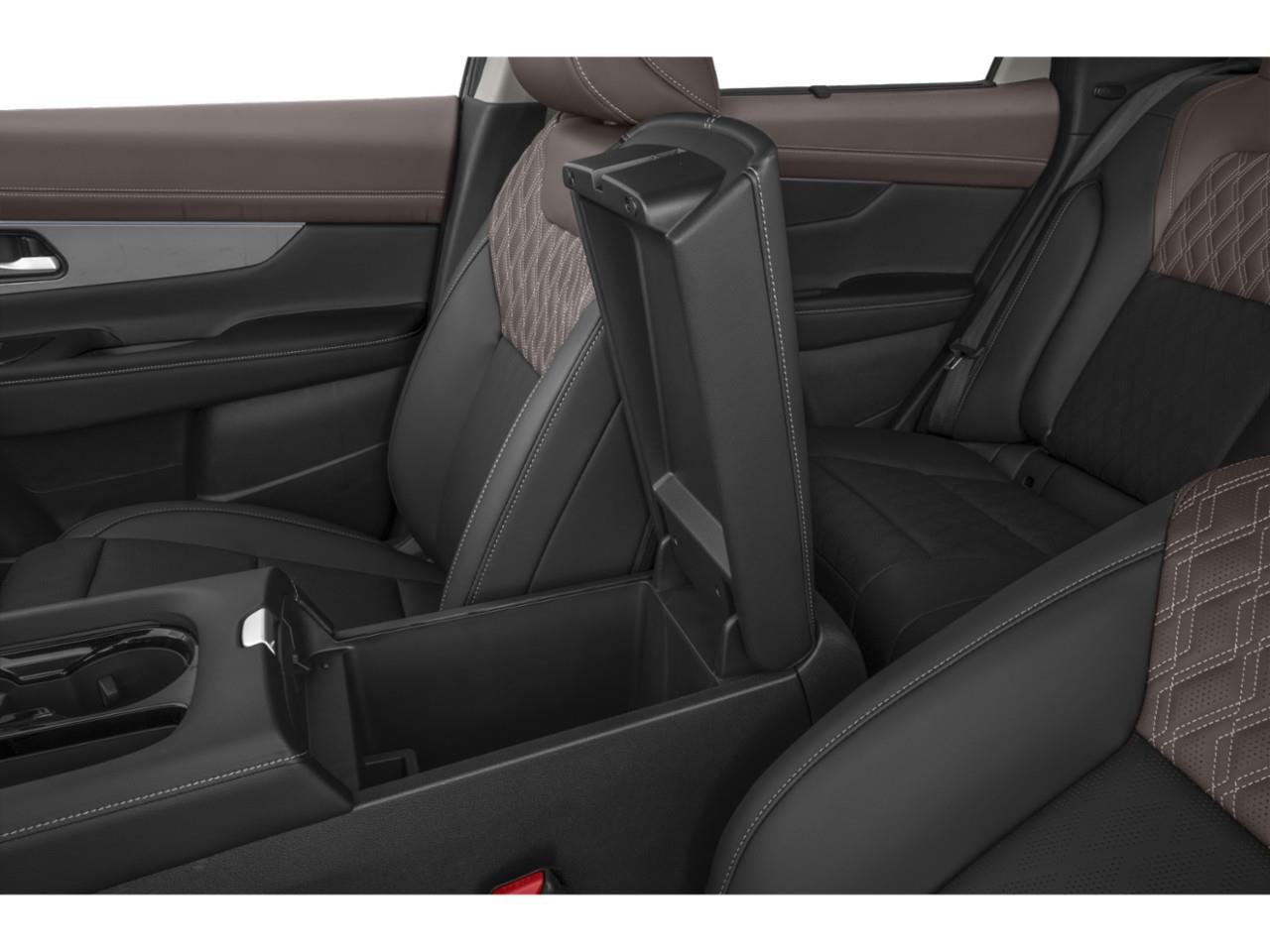 2027 Nissan Murano Platinum 4dr All-wheel Drive Photo